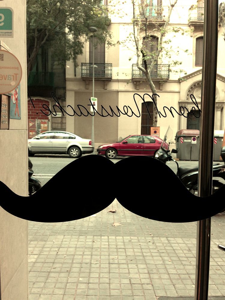 Don Moustache Boutique Hostel Barcelone Extérieur photo