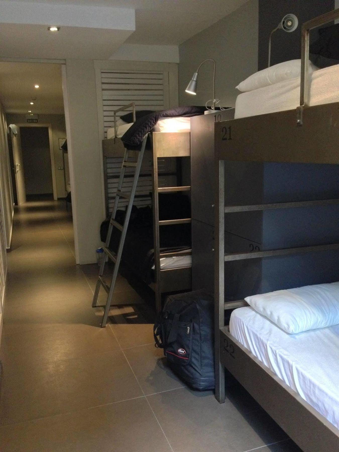 Don Moustache Boutique Hostel Barcelone Extérieur photo