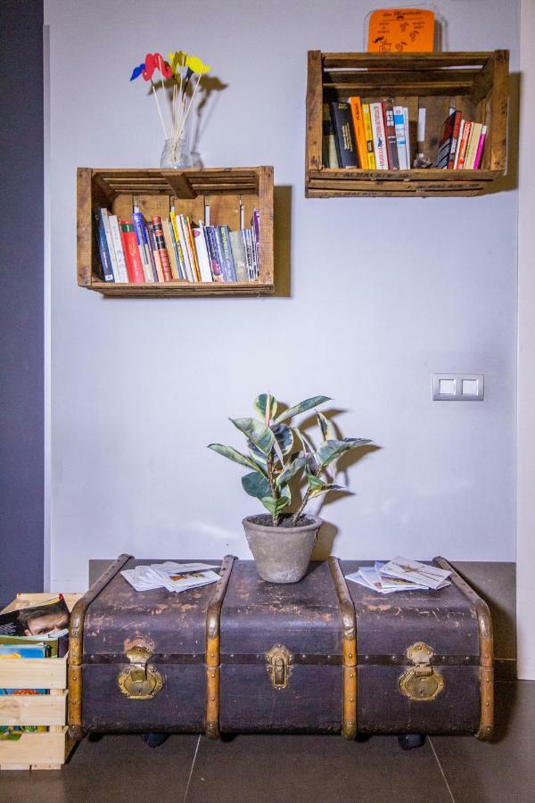 Don Moustache Boutique Hostel Barcelone Extérieur photo