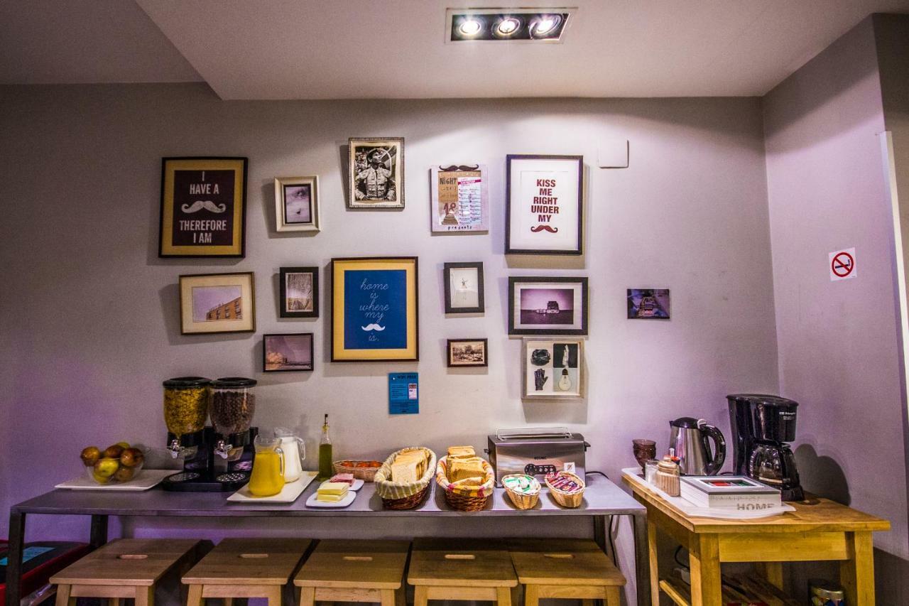 Don Moustache Boutique Hostel Barcelone Extérieur photo
